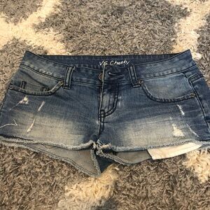 Victoria Secrets distressed wash shorts size 4